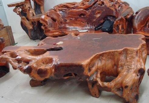 ���ڌ�ľ�ϵĭh(hu��n)���zˮ