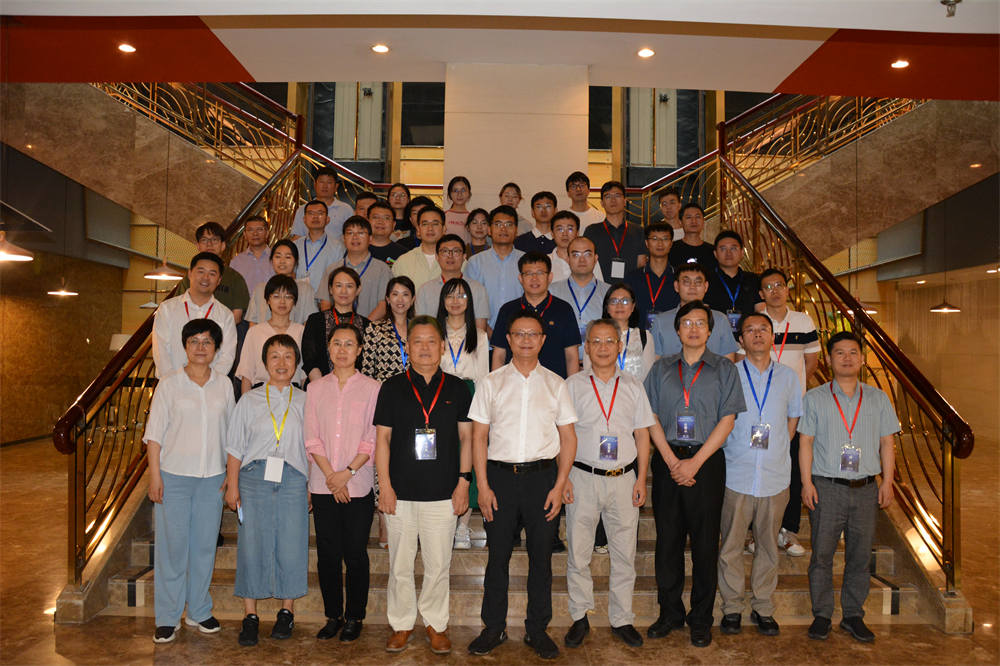 ���������z�I(y��)���ӱ���ճ�ӌW(xu��)��(hu��)��ʮ��ñ���ճ�ӽ����꣨�W(xu��)����Փ��